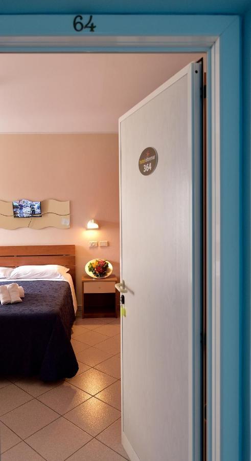 Hotel Oltremar B&B Κατόλικα Εξωτερικό φωτογραφία