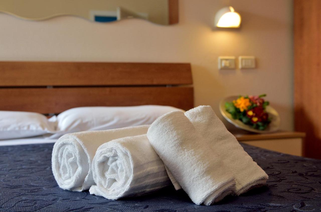 Hotel Oltremar B&B Κατόλικα Εξωτερικό φωτογραφία